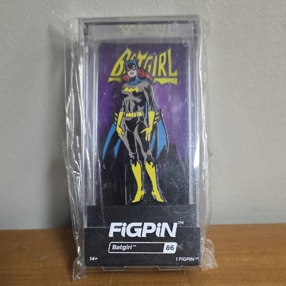 Figpin Other - FiGPiN Batgirl Action Figure Pin - Black and Yellow